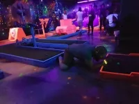 Neon Mini Golf